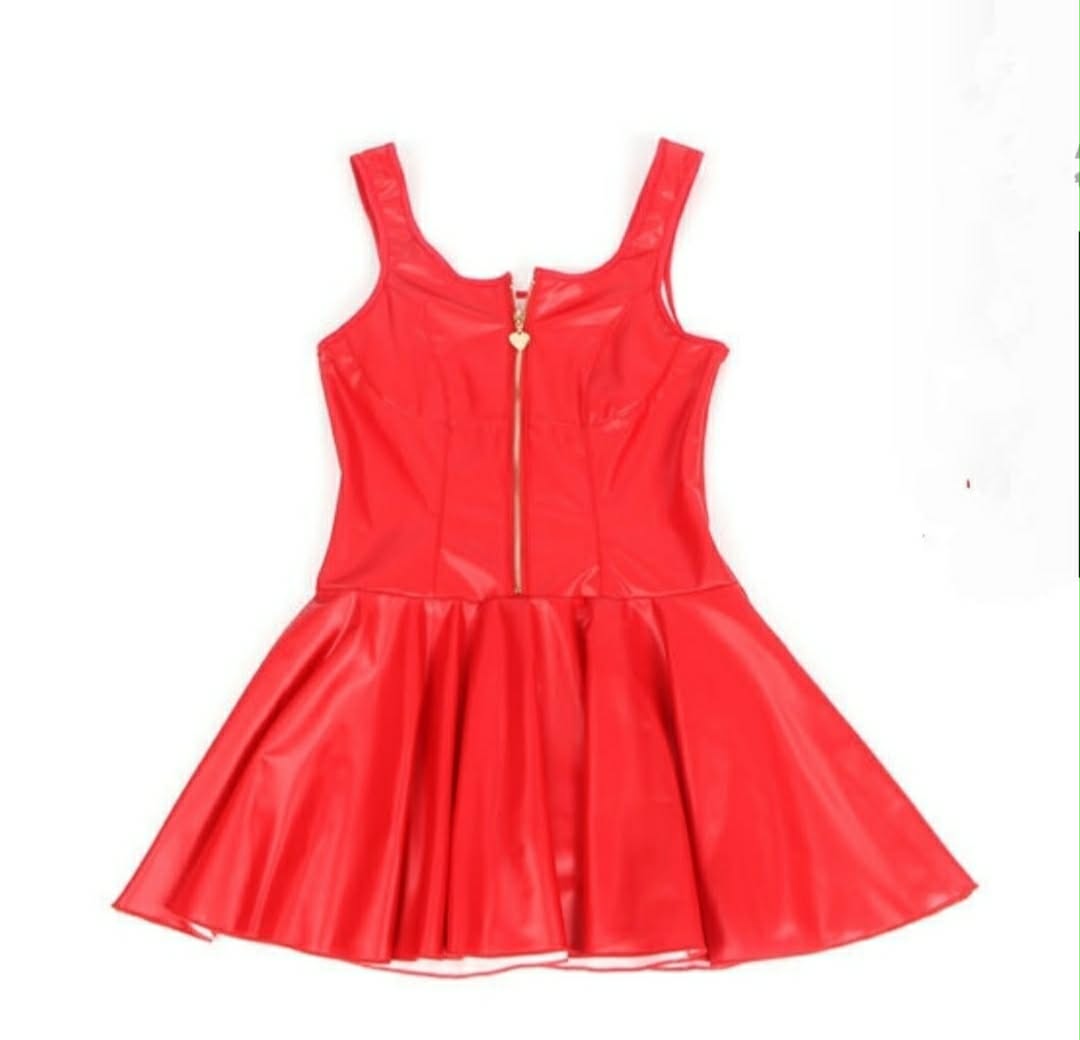 Vestido de cuero rojo